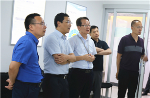 清华大学专家组一行来中孚信息调研